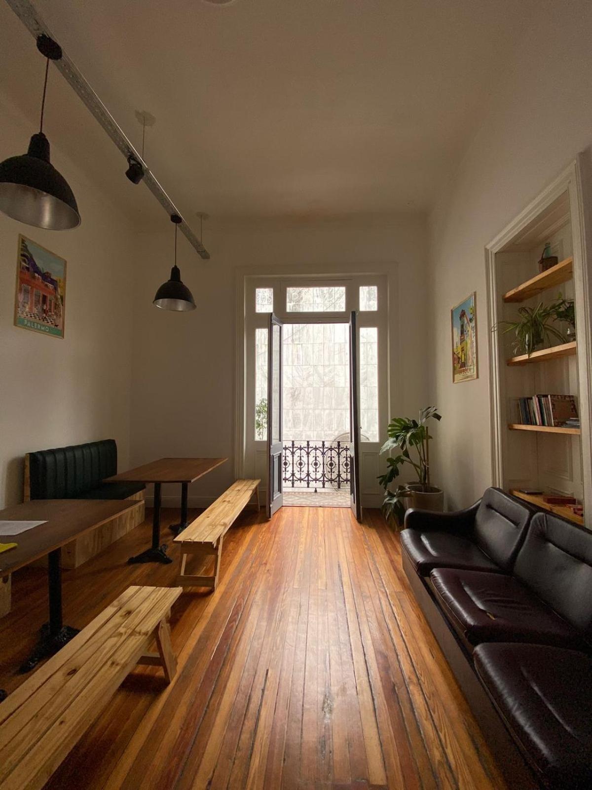 Hostel Miraflores Буенос Айрес Екстериор снимка